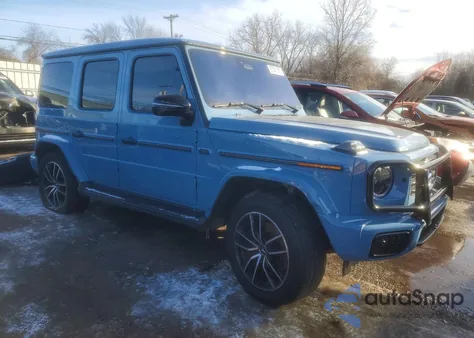 2025 Mercedes-Benz G 550 z USA, uszkodzony, nr VIN W1NWH1AB4SX002135
